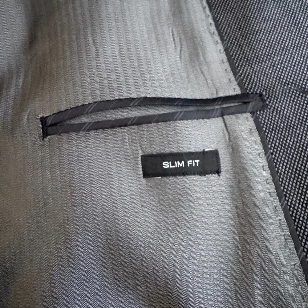 Awearness Kenneth Cole Suit Mens 44L 38W Grey Slim Fit Wool Blend Two Button - Picture 5 of 7